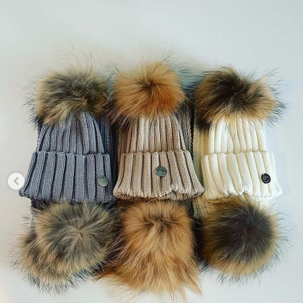 Kids Ribbed Pom Pom Beanie Hat — Gray, Beige, Ivory